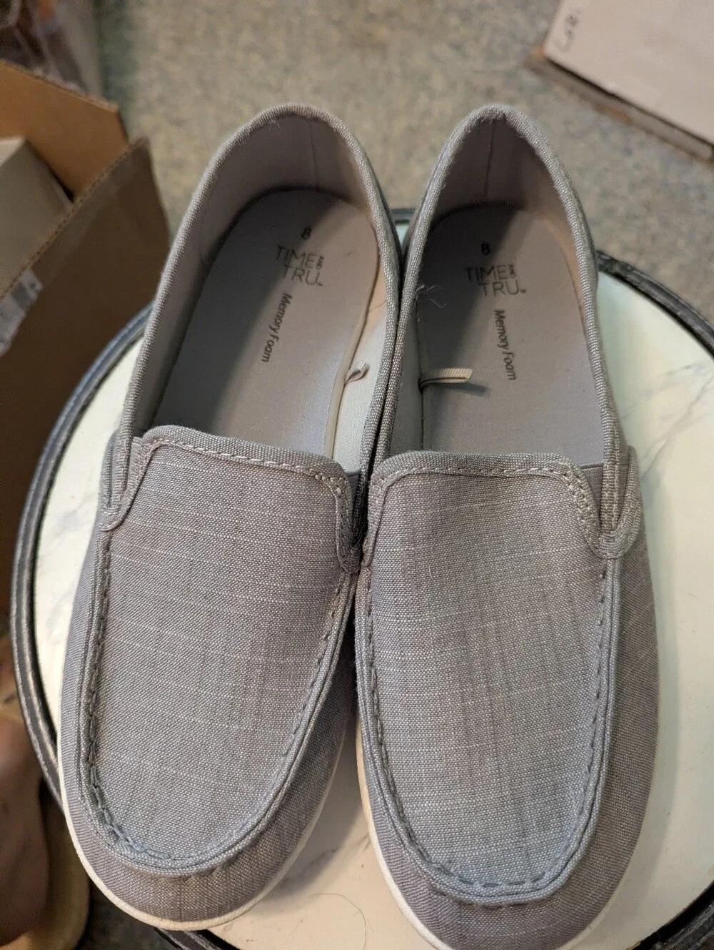 Excellent Walmart Time And Tru Grey Casual Slipons Sz 8